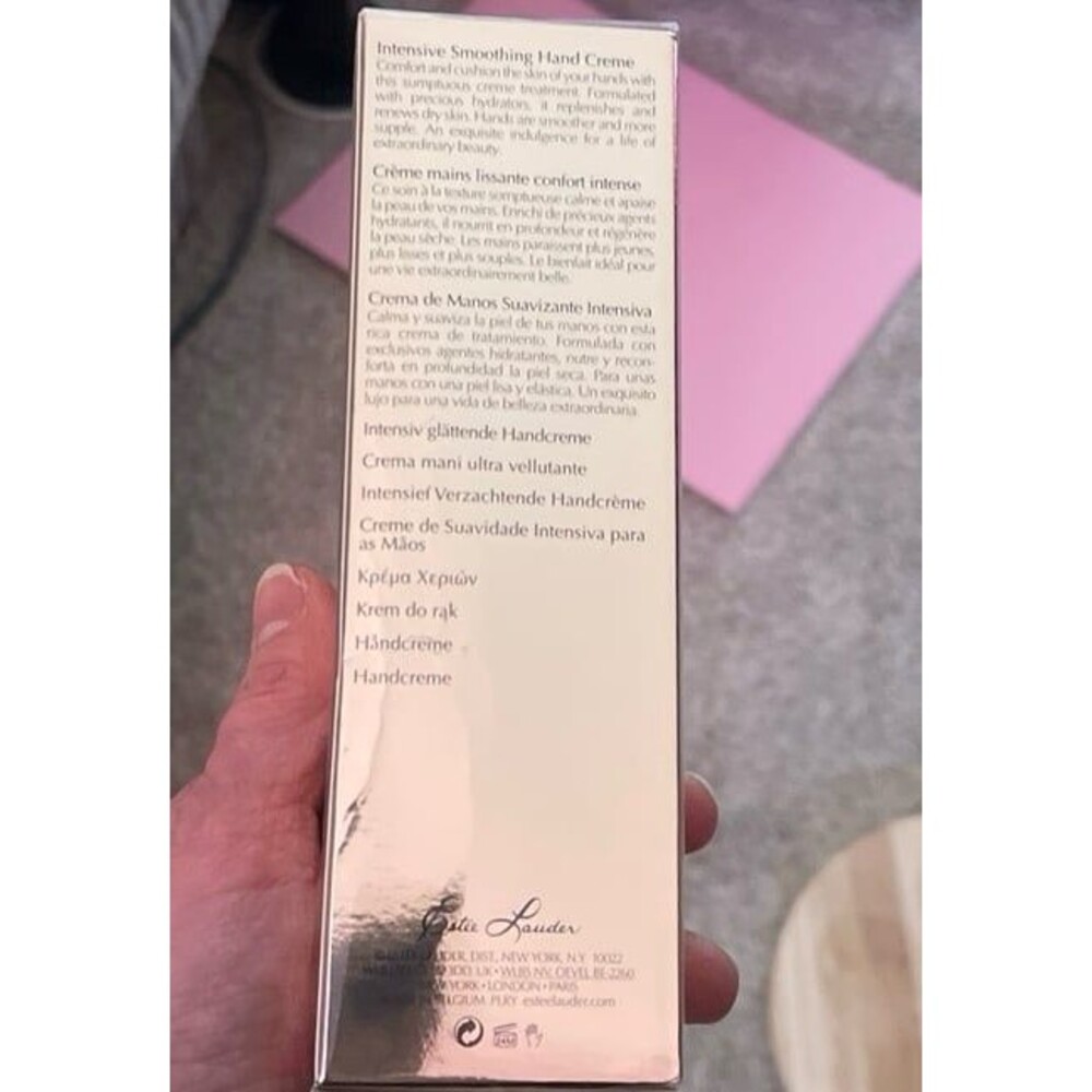 Estee Lauder Re-Nutriv Intensive Smoothing Hand Creme Sealed - Picture 2 of 4